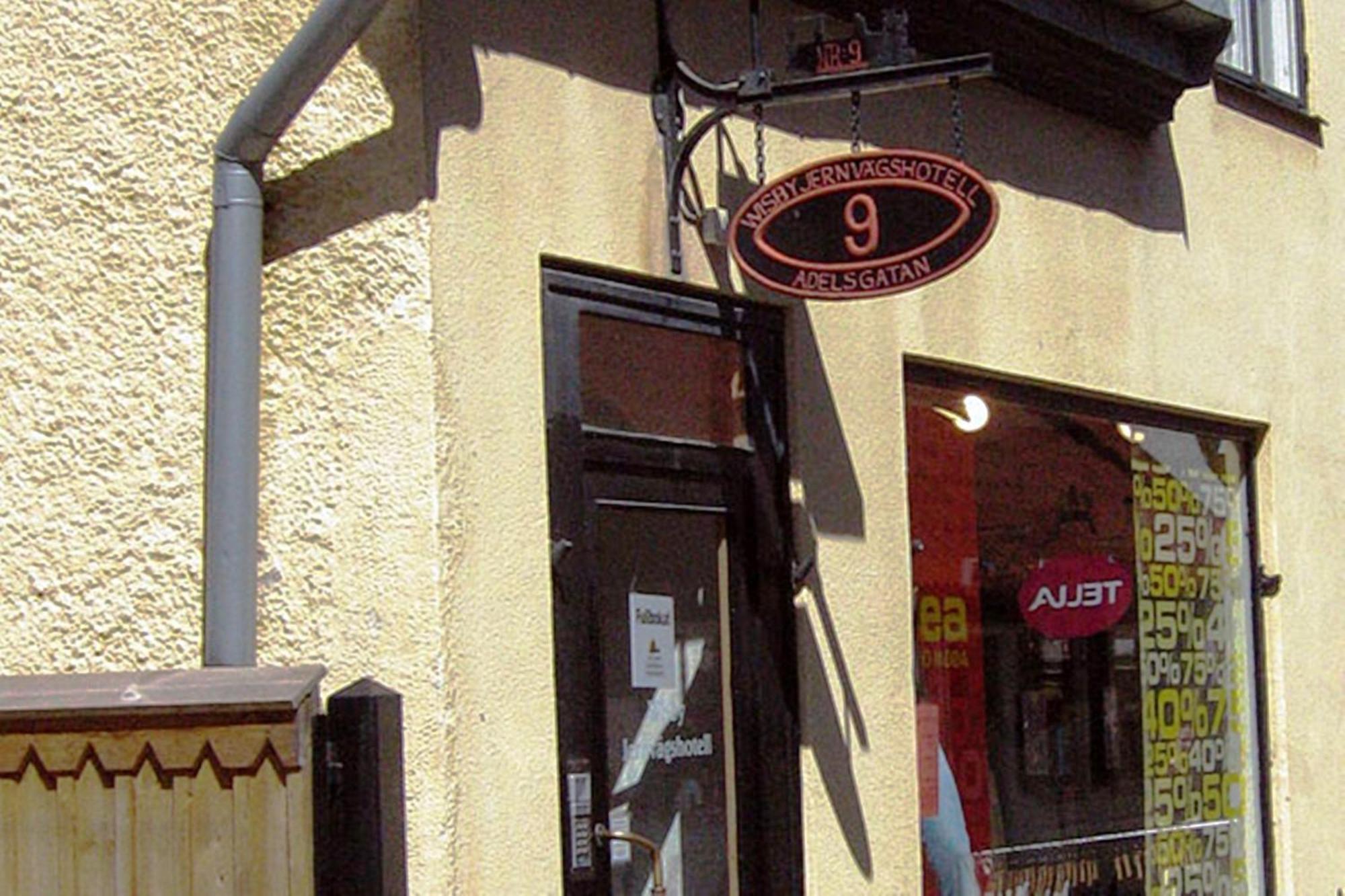 Adelsgatan Bed & Breakfast VBY Buitenkant foto