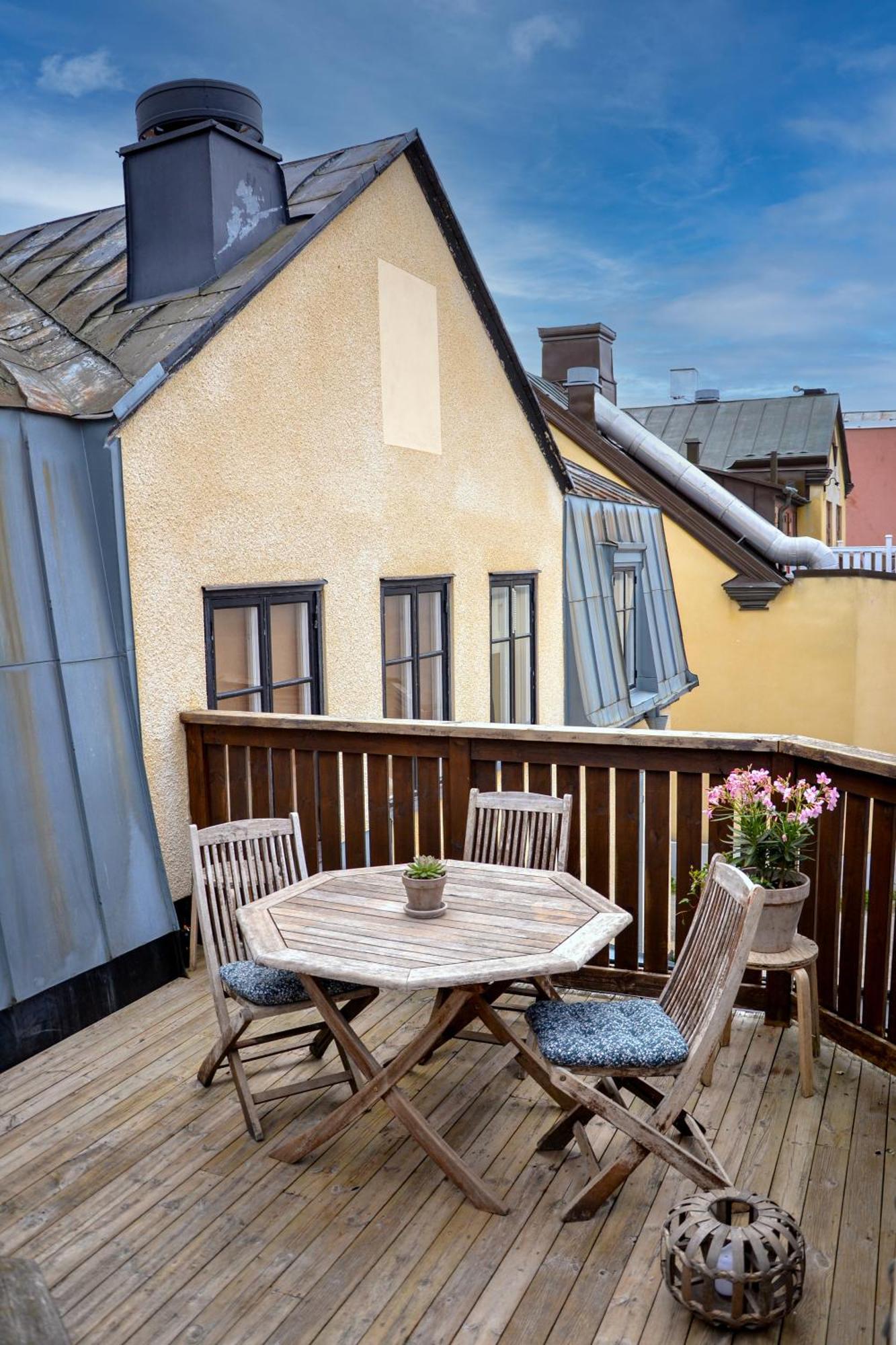Adelsgatan Bed & Breakfast VBY Buitenkant foto